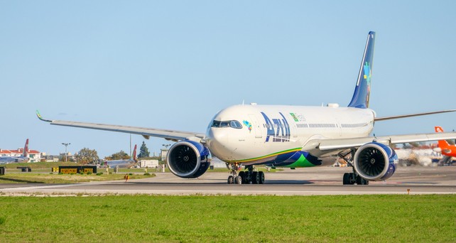 Airbus A330-900 von Azul: In Lissabon steht ein ei. Airbus des Typs seit Mitte April.