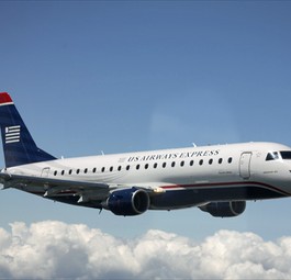 Regionaljet von US Airways: Die Airline untersucht den Vorfall ebenfalls.