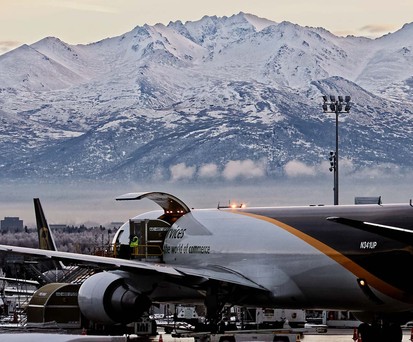 Frachter von UPS in Anchorage: Der Frachtriese plant einen großen Ausbau des Drehkreuzes.