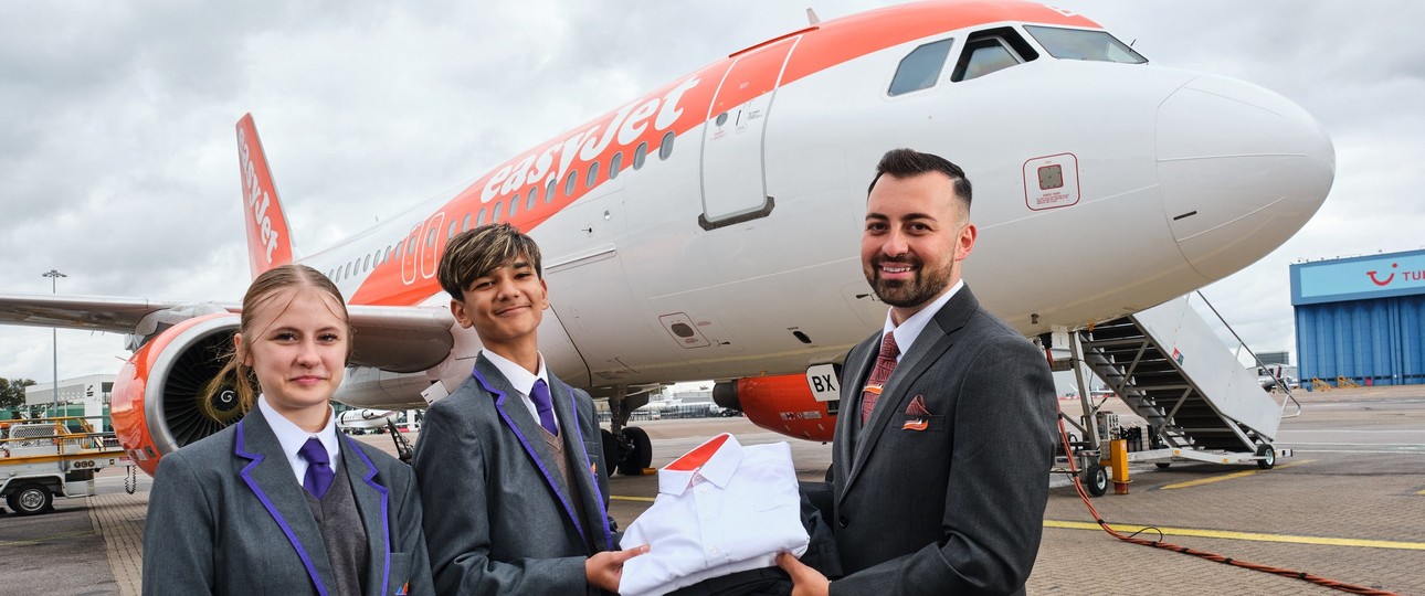 Easyjet-Uniformen werden zu Schuluniformen: Die Airline kann sich vorstellen, das Konzept auszuweiten.