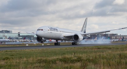 lufthansa erste boeing 787 mit allegris d abpf