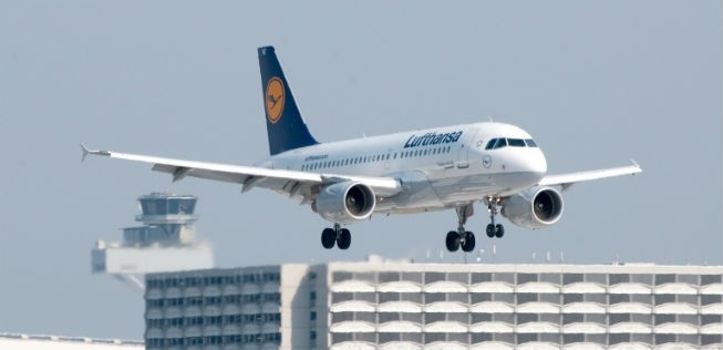 A319 von Lufthansa bei der Landung in Frankfurt: Offenbar konnten die Unternehmen sich einigen.