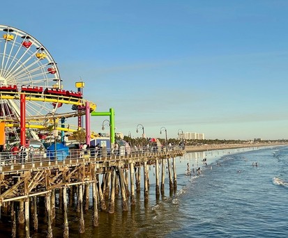 Seebrücke mit Riesenrad