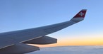 Blick aus einem Airbus A330 von Swiss: Die Fluglinie nimmt ein neues Ziel in Indien auf.