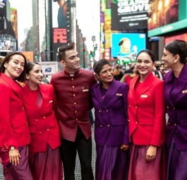 Cabincrew von Air India in New York: Wer zu dick ist, fliegt raus.