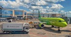 Airbus A320 von S7 Airlines in Moskau: Die Flieger sind mit Sanktionen belegt.