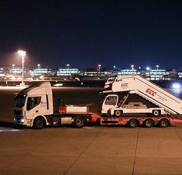 In der Nacht auf den 6. April wurden 47.300 Tonnen an Gerätschaften und Einrichtungen...