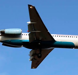 Die Fokker 100 mit der Kennzeichnung OE-LVA: Nun in Australien unterwegs.