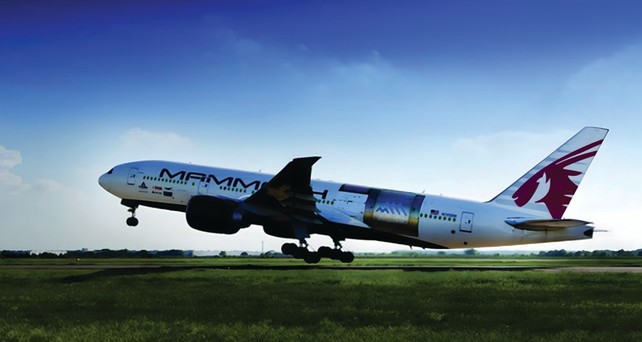 qatar airways cargo launch customer mammoth freighters boeing 777 200 lrmf