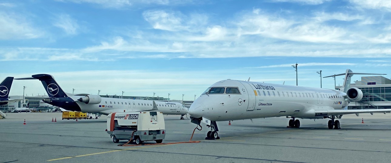 Flugzeuge von Lufthansa Cityline am Flughafen München (Archivbild): Der Betrieb ist eingestellt.
