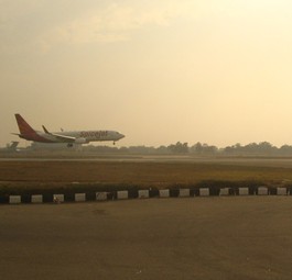 Spicejet-Flieger bei der Landung in Neu-Delhi: Bald ausländisches Geld?