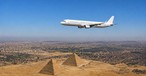 Airbus A321 über den Pyramiden: In Ägypten soll in diesem Jahr eine neue Airline an den Start gehen.