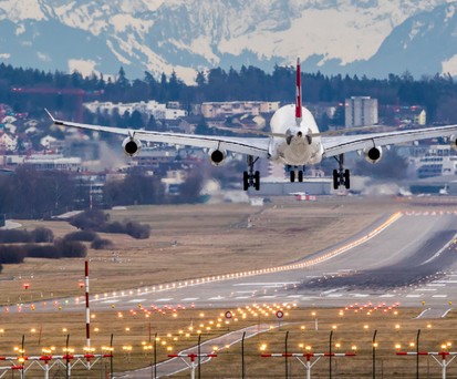 Swiss' Airbus A340-300 mit der Kennung HB-JMB: Jetzt mit Premium Economy.