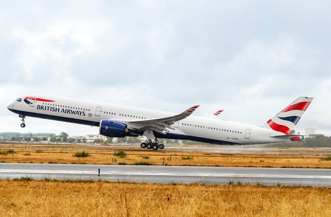 British Airways: London-Heathrow – Santiago de Chile - 11.650 km