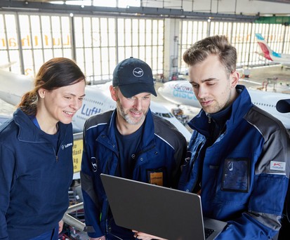 Lufthansa sucht 1300 Technik-Expertinnen und -Experten