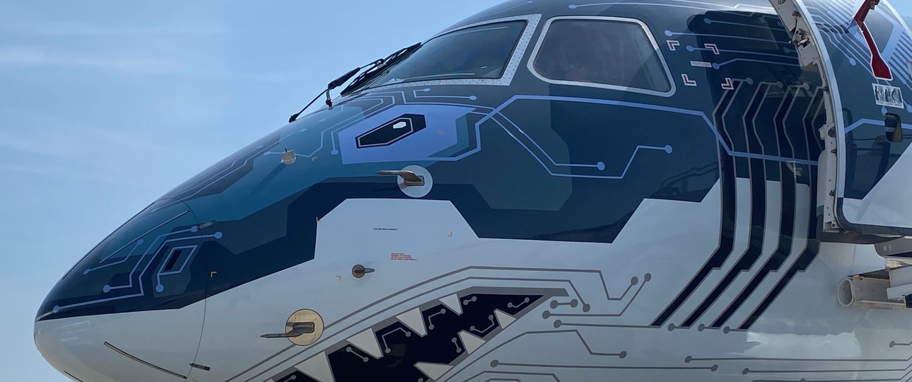 Embraer E190-E2 als Vorführflieger im Hai-Design: Schnappte sich bisher wenige Kunden.