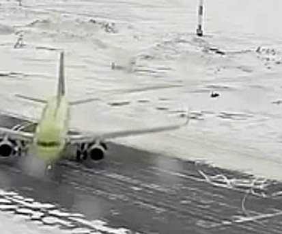 Airbus A320 dreht Pirouette auf dem Eis