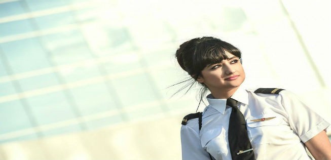 Ghada Mohamed Al Rossi,  Pilotin  bei Air Arabia: Sie ermutigt mehr Frauen, die Ausbildung zur Pilotin zu wagen.