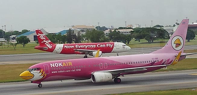 Flugzeuge in Bangkok.
