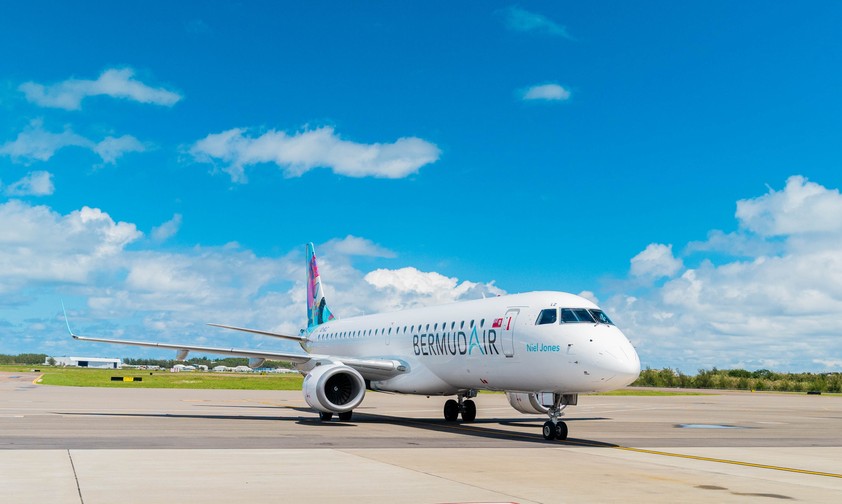 Embraer E-Jet von Bermudair: Die Fluggesellschaft setzt derzeit noch auf E175 und E190.