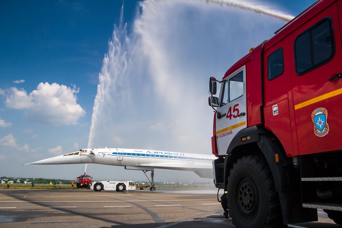 Das russische Gegenstück zur Concorde war die Tupolew Tu-144. Den Erstflug absolvierte das Flugzeug sogar zwei Monate vor dem britisch-französischen Konkurrenten.