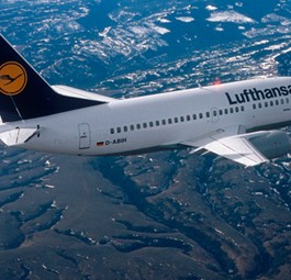 Boeing B737 von Lufthansa: Heikle Begegnung bei Genf.