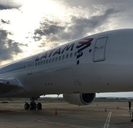 Airbus A350 von Latam: Die Airline sieht Licht am Ende des Tunnels.