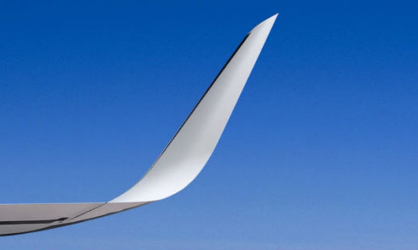 Kerosin-Sparer: Die hochgestülpten Flügelspitzen  –Winglets genannt –senken den Treibstoffverbrauch