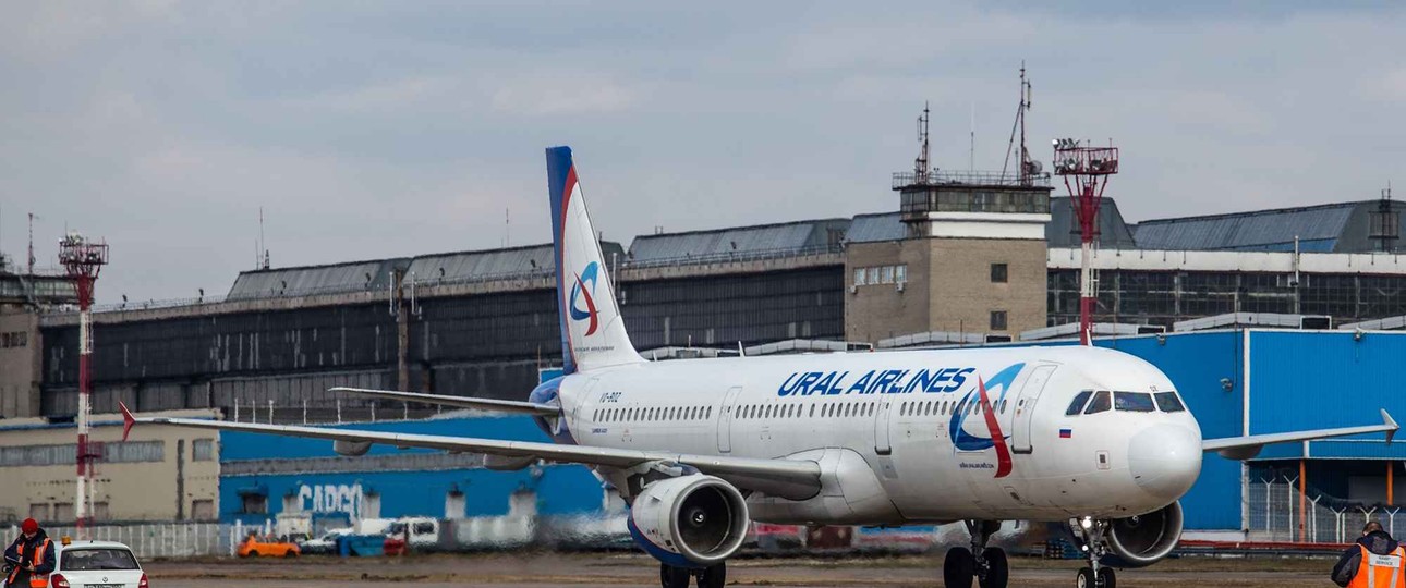 Ein Airbus A321 von Ural Airlines: Die Fluggesellschaft hat Probleme mit den Triebwerken.