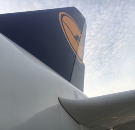 Lufthansa-Jet: Bald gibt es eine Art Bahncard.