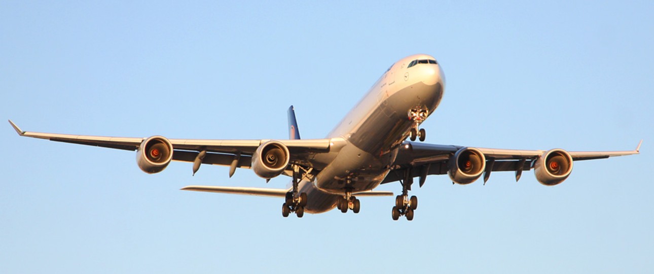 Airbus A340-600 von Lufthansa: Ein solches Flugzeug musste zwei Mal Schleifen drehen.