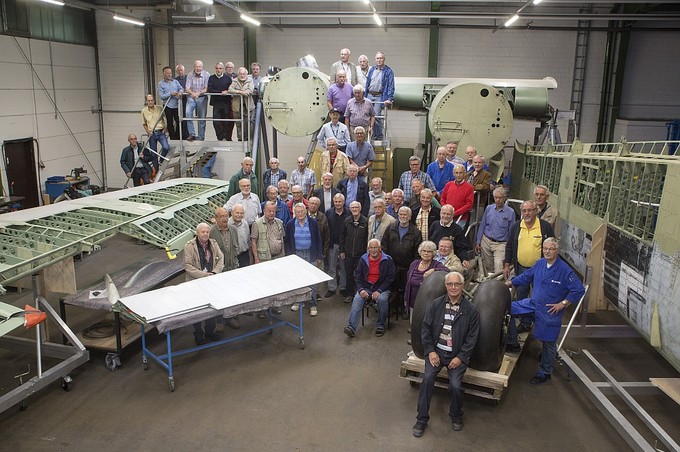 Das Team in Bremen: Die Focke-Wulf Fw 200 wurde innerhalb von 22 Jahren restauriert.