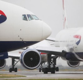 B777's von British Airways: Bald mit neuer Farbe.