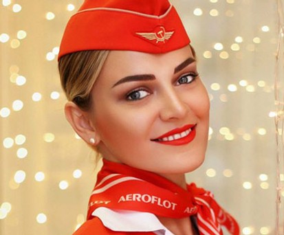 Flugbegleiterin von Aeroflot: Die russische Airline transportiert weniger Passagiere.