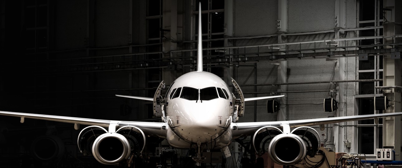 Superjet 100: Die Triebwerke müssen in Frankreich repariert werden.