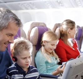 Economy Class einer Boeing 777 von Emirates: Bald ein Sitz mehr?