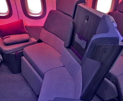 Airbus Settee Corner: Sofa statt ausfahrbarer Liegesitz