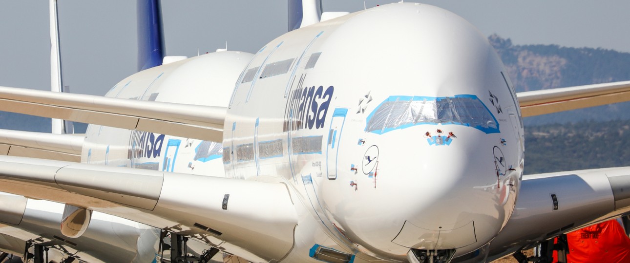 Airbus A380 von Lufthansa in Teruel: Immer weniger Jets eingemottet.