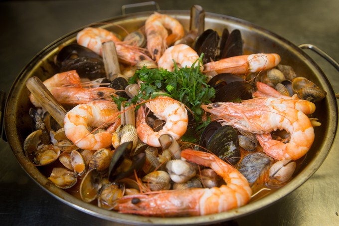 Cataplana seafood