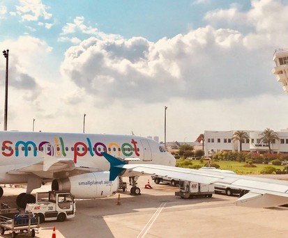 Flieger von Small Planet Airlines: Wie geht es in Deutschland weiter?