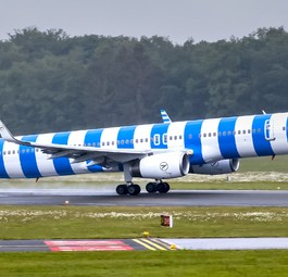 Condors Boeing 757 mit dem Kennzeichen D-ABOI in Hamburg: