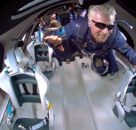 Richard Branson auf dem ersten Flug: Es ging einiges schief.