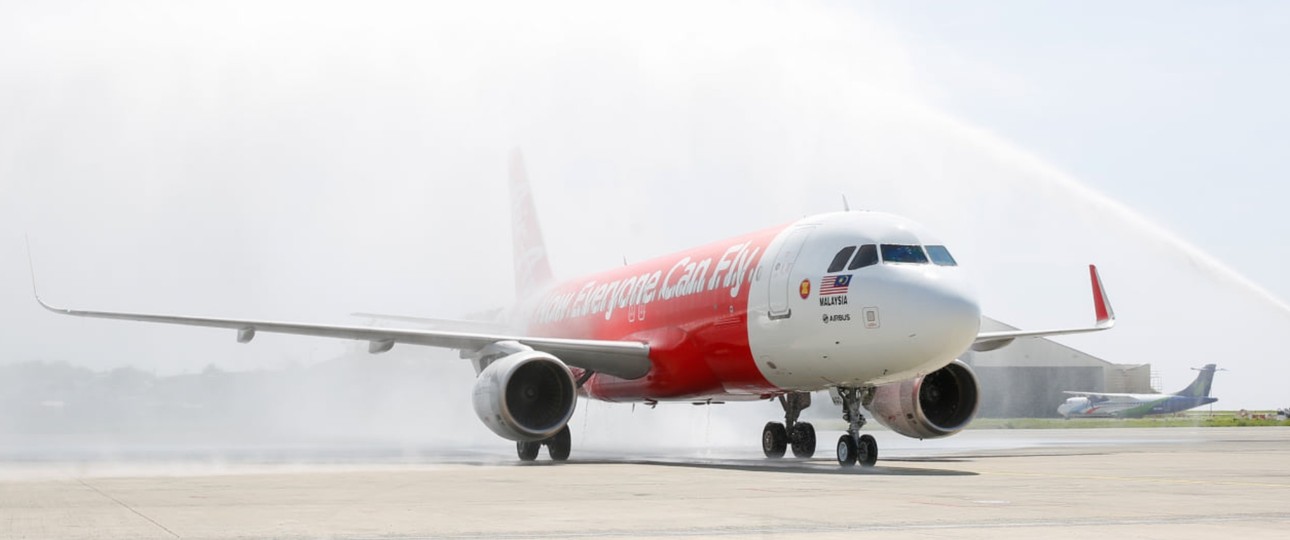 Ein Airbus A320 von Air Asia: Der indonesische Ableger soll deutlich wachsen.