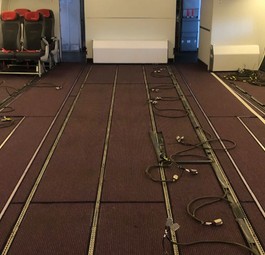 Ausgeräumte Boeing 777 von Austrian Airlines: Das Frachtvolumen steigt auf 280 Kubikmeter.