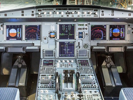 Cockpit eines Airbus A320 Neo: Was man hier tut, spürt man nicht direkt vom Flugzeug.