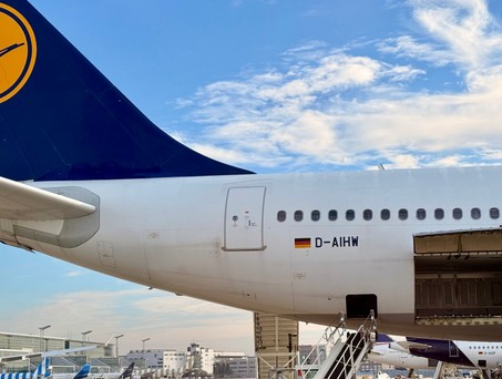 Die D-AIHW von Lufthansa: Der Airbus A340-600 machte die Dernière.