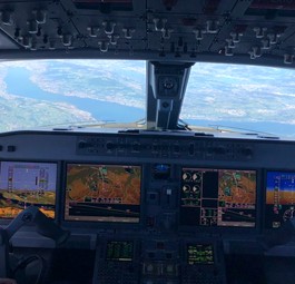 Cockpit einer Embraer E190-E2: Turkish will auch die Piloten.