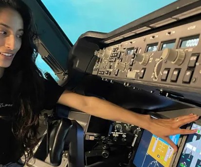 Bildschirme im Cockpit: Sind alle berührungssensitiv.