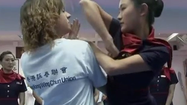 Wung-Chun-Kurs bei Hong Kong Airlines: Die Unrulys in Zaum halten