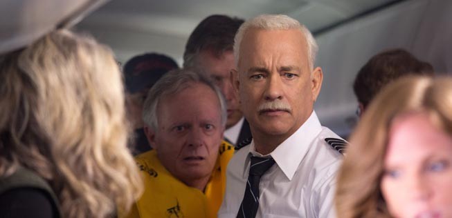 Tom Hanks als Chesley Sullenberger.